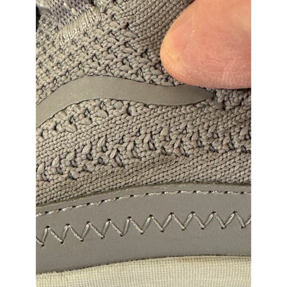 Skechers Womens Size 8 - 100668 Gray Relaxed Fit Memory Foam Slip On Sneaker - Picture 6 of 12